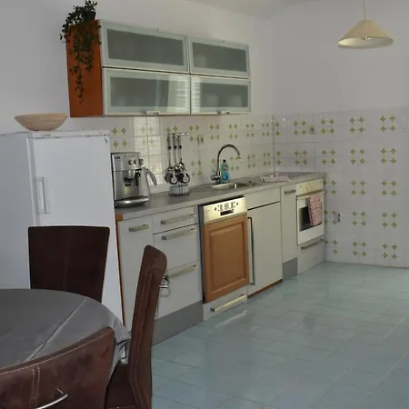 Kampor 211 Apartment Kampor